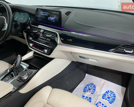 Чорний БМВ 5 Серія, об'ємом двигуна 3 л та пробігом 180 тис. км за 39950 $, фото 7 на Automoto.ua