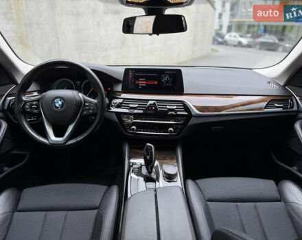 Чорний БМВ 5 Серія, об'ємом двигуна 2 л та пробігом 187 тис. км за 27499 $, фото 11 на Automoto.ua