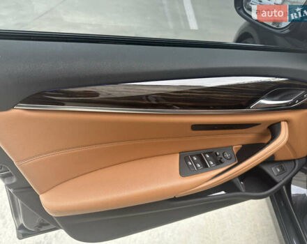 Черный БМВ 5 Серия, объемом двигателя 2 л и пробегом 113 тыс. км за 26500 $, фото 7 на Automoto.ua