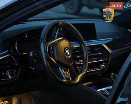 Чорний БМВ 5 Серія, об'ємом двигуна 3 л та пробігом 184 тис. км за 31000 $, фото 28 на Automoto.ua