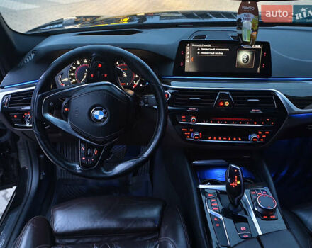 Чорний БМВ 5 Серія, об'ємом двигуна 3 л та пробігом 184 тис. км за 31000 $, фото 27 на Automoto.ua