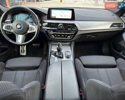 Черный БМВ 5 Серия, объемом двигателя 2.99 л и пробегом 239 тыс. км за 32300 $, фото 70 на Automoto.ua