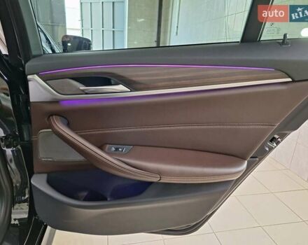 Черный БМВ 5 Серия, объемом двигателя 2 л и пробегом 135 тыс. км за 32000 $, фото 47 на Automoto.ua