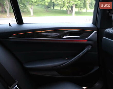 Черный БМВ 5 Серия, объемом двигателя 2 л и пробегом 122 тыс. км за 27999 $, фото 26 на Automoto.ua