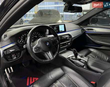Чорний БМВ 5 Серія, об'ємом двигуна 3 л та пробігом 160 тис. км за 29900 $, фото 19 на Automoto.ua