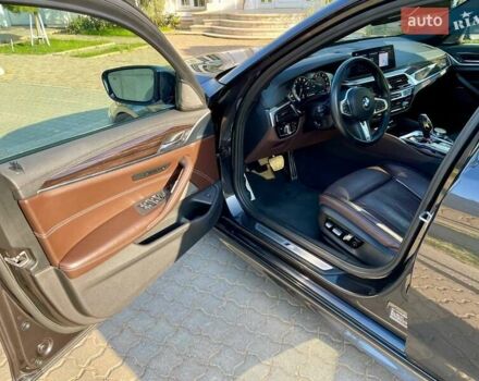 Чорний БМВ 5 Серія, об'ємом двигуна 3 л та пробігом 73 тис. км за 36800 $, фото 15 на Automoto.ua