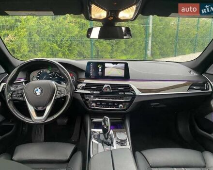 БМВ 5 Серия 2017 в Киеве на Automoto.ua Черный БМВ 5 Серия, объемом двигателя 3 л и пробегом 99 тыс. км за 31990 $, фото 13 на Automoto.ua