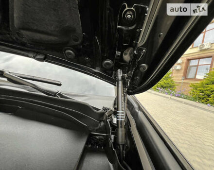 Черный БМВ 5 Серия, объемом двигателя 3 л и пробегом 120 тыс. км за 35999 $, фото 96 на Automoto.ua