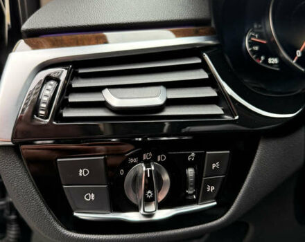 Чорний БМВ 5 Серія, об'ємом двигуна 2 л та пробігом 187 тис. км за 27499 $, фото 12 на Automoto.ua