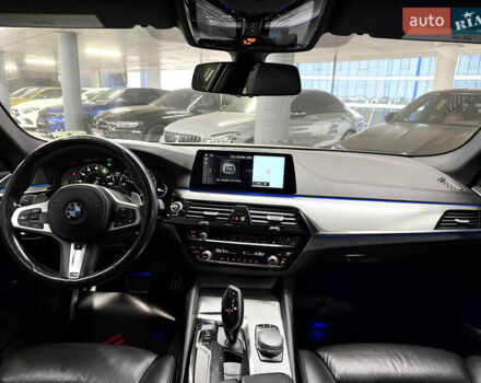 Чорний БМВ 5 Серія, об'ємом двигуна 3 л та пробігом 160 тис. км за 29900 $, фото 25 на Automoto.ua