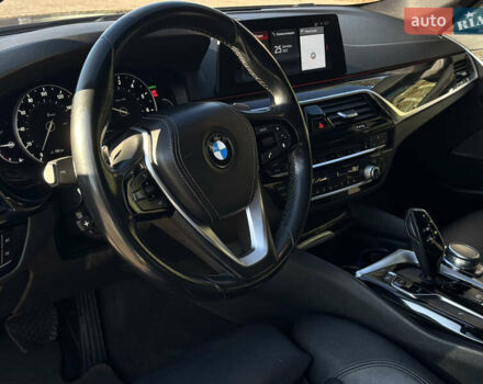 Черный БМВ 5 Серия, объемом двигателя 2 л и пробегом 174 тыс. км за 27499 $, фото 6 на Automoto.ua