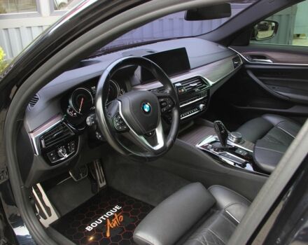 Чорний БМВ 5 Серія, об'ємом двигуна 2 л та пробігом 62 тис. км за 31000 $, фото 13 на Automoto.ua