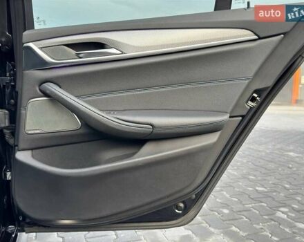 Черный БМВ 5 Серия, объемом двигателя 2.99 л и пробегом 239 тыс. км за 32300 $, фото 60 на Automoto.ua