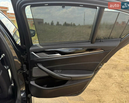 Черный БМВ 5 Серия, объемом двигателя 3 л и пробегом 105 тыс. км за 34700 $, фото 11 на Automoto.ua