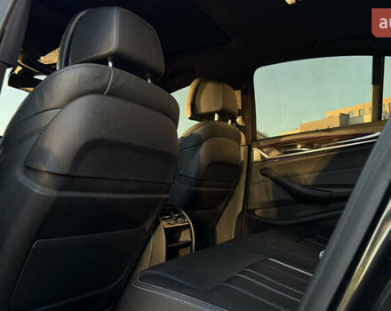 Черный БМВ 5 Серия, объемом двигателя 3 л и пробегом 140 тыс. км за 33100 $, фото 5 на Automoto.ua