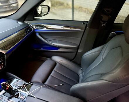 Черный БМВ 5 Серия, объемом двигателя 2.03 л и пробегом 80 тыс. км за 23000 $, фото 12 на Automoto.ua