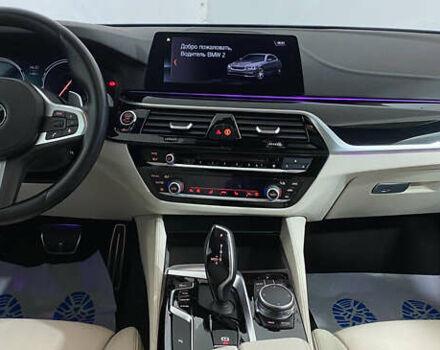 Чорний БМВ 5 Серія, об'ємом двигуна 3 л та пробігом 180 тис. км за 39950 $, фото 11 на Automoto.ua