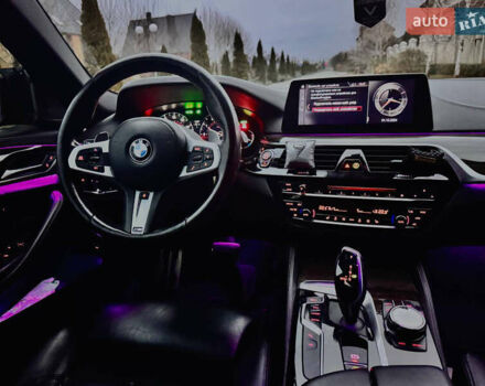 Чорний БМВ 5 Серія, об'ємом двигуна 3 л та пробігом 110 тис. км за 33000 $, фото 11 на Automoto.ua