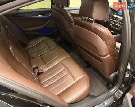 Черный БМВ 5 Серия, объемом двигателя 3 л и пробегом 99 тыс. км за 40000 $, фото 12 на Automoto.ua