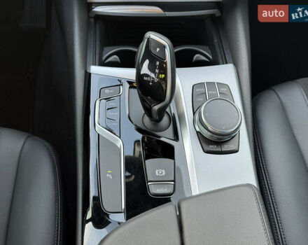 Черный БМВ 5 Серия, объемом двигателя 3 л и пробегом 159 тыс. км за 33700 $, фото 30 на Automoto.ua