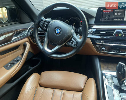 Черный БМВ 5 Серия, объемом двигателя 2 л и пробегом 65 тыс. км за 33500 $, фото 31 на Automoto.ua