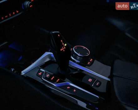 Чорний БМВ 5 Серія, об'ємом двигуна 3 л та пробігом 184 тис. км за 31000 $, фото 21 на Automoto.ua