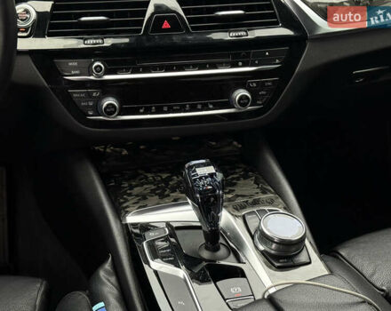 Черный БМВ 5 Серия, объемом двигателя 3 л и пробегом 130 тыс. км за 36500 $, фото 16 на Automoto.ua