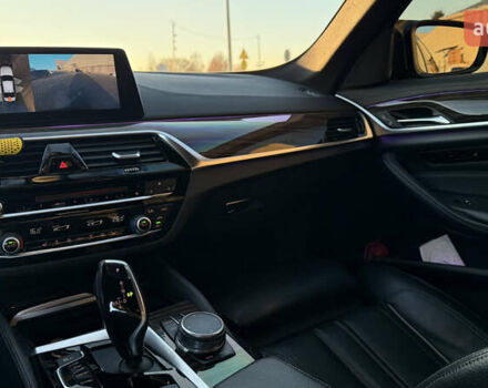 Черный БМВ 5 Серия, объемом двигателя 3 л и пробегом 140 тыс. км за 33100 $, фото 7 на Automoto.ua