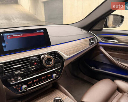 Черный БМВ 5 Серия, объемом двигателя 3 л и пробегом 99 тыс. км за 40000 $, фото 23 на Automoto.ua