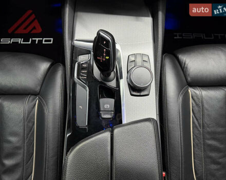 Чорний БМВ 5 Серія, об'ємом двигуна 3 л та пробігом 160 тис. км за 29900 $, фото 27 на Automoto.ua