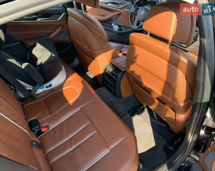 Чорний БМВ 5 Серія, об'ємом двигуна 3 л та пробігом 148 тис. км за 35000 $, фото 19 на Automoto.ua