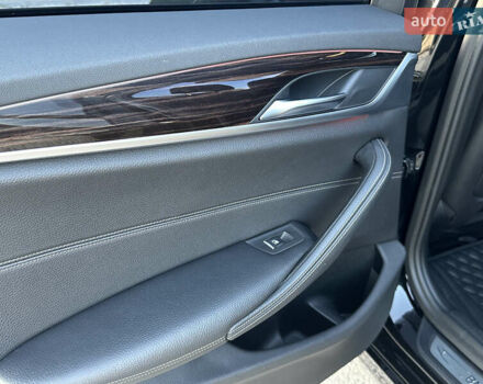 Черный БМВ 5 Серия, объемом двигателя 2 л и пробегом 139 тыс. км за 27999 $, фото 12 на Automoto.ua