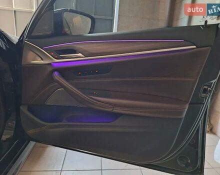 Черный БМВ 5 Серия, объемом двигателя 2 л и пробегом 135 тыс. км за 32000 $, фото 43 на Automoto.ua