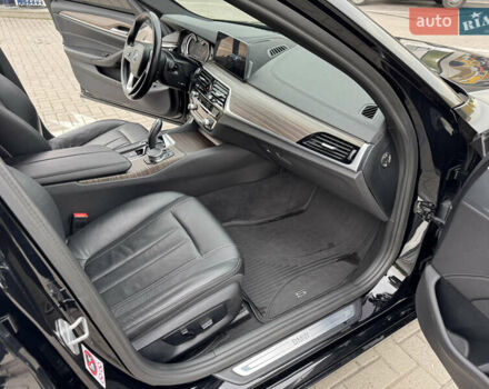 БМВ 5 Серия 2017 в Днепре (Днепропетровске) на Automoto.ua Черный БМВ 5 Серия, объемом двигателя 2 л и пробегом 148 тыс. км за 29900 $, фото 10 на Automoto.ua