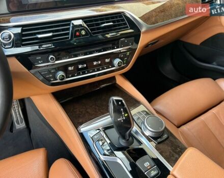 Чорний БМВ 5 Серія, об'ємом двигуна 2 л та пробігом 172 тис. км за 31500 $, фото 13 на Automoto.ua