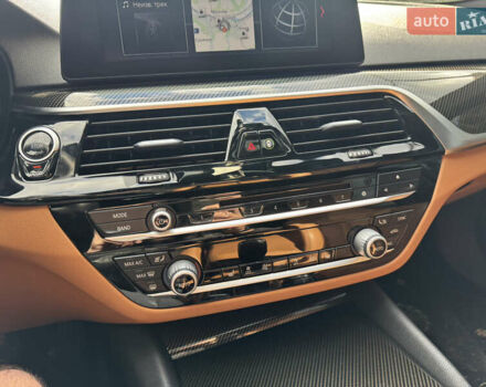 БМВ 5 Серия 2018 в Виннице на Automoto.ua Черный БМВ 5 Серия, объемом двигателя 3 л и пробегом 67 тыс. км за 43000 $, фото 43 на Automoto.ua