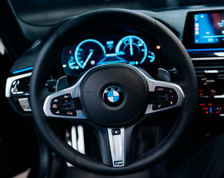 Черный БМВ 5 Серия, объемом двигателя 3 л и пробегом 183 тыс. км за 48999 $, фото 12 на Automoto.ua