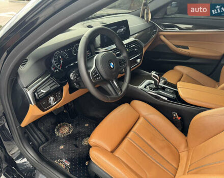 БМВ 5 Серия 2018 в Виннице на Automoto.ua Черный БМВ 5 Серия, объемом двигателя 3 л и пробегом 67 тыс. км за 43000 $, фото 33 на Automoto.ua