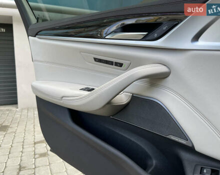 БМВ 5 Серия 2018 в Днепре (Днепропетровске) на Automoto.ua Черный БМВ 5 Серия, объемом двигателя 4.39 л и пробегом 129 тыс. км за 35599 $, фото 56 на Automoto.ua