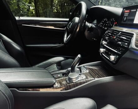 Чорний БМВ 5 Серія, об'ємом двигуна 3 л та пробігом 134 тис. км за 34500 $, фото 6 на Automoto.ua