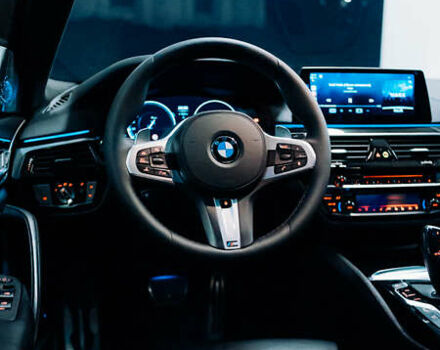 Черный БМВ 5 Серия, объемом двигателя 3 л и пробегом 183 тыс. км за 48999 $, фото 11 на Automoto.ua