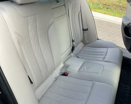 БМВ 5 Серия 2018 в Днепре (Днепропетровске) на Automoto.ua Черный БМВ 5 Серия, объемом двигателя 4.39 л и пробегом 129 тыс. км за 35599 $, фото 33 на Automoto.ua