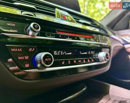 Черный БМВ 5 Серия, объемом двигателя 3 л и пробегом 134 тыс. км за 37000 $, фото 26 на Automoto.ua