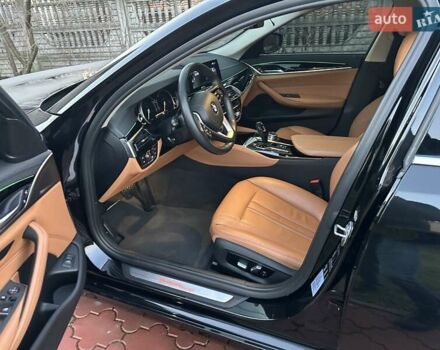 Черный БМВ 5 Серия, объемом двигателя 2 л и пробегом 140 тыс. км за 28590 $, фото 11 на Automoto.ua