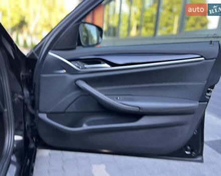 Черный БМВ 5 Серия, объемом двигателя 2 л и пробегом 198 тыс. км за 28990 $, фото 28 на Automoto.ua