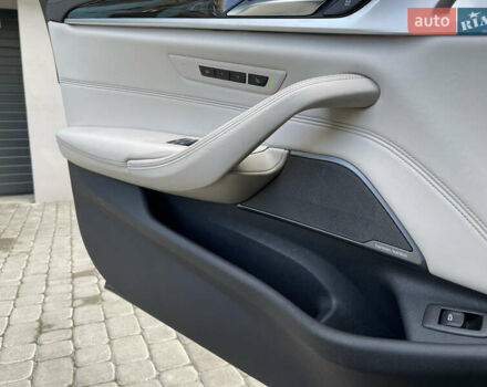 БМВ 5 Серия 2018 в Днепре (Днепропетровске) на Automoto.ua Черный БМВ 5 Серия, объемом двигателя 4.39 л и пробегом 129 тыс. км за 35599 $, фото 57 на Automoto.ua