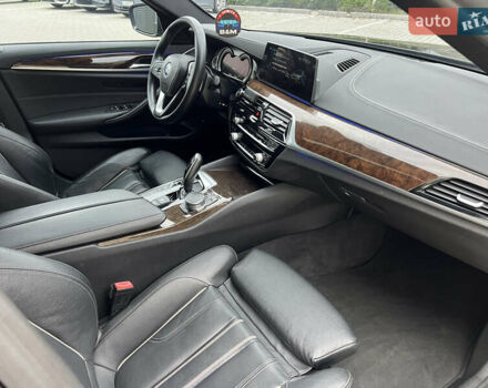 Черный БМВ 5 Серия, объемом двигателя 2 л и пробегом 132 тыс. км за 27400 $, фото 31 на Automoto.ua