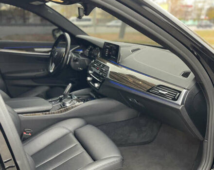 Чорний БМВ 5 Серія, об'ємом двигуна 2 л та пробігом 96 тис. км за 35000 $, фото 14 на Automoto.ua