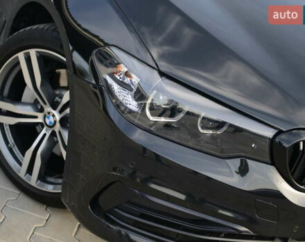 Черный БМВ 5 Серия, объемом двигателя 3 л и пробегом 73 тыс. км за 41500 $, фото 1 на Automoto.ua