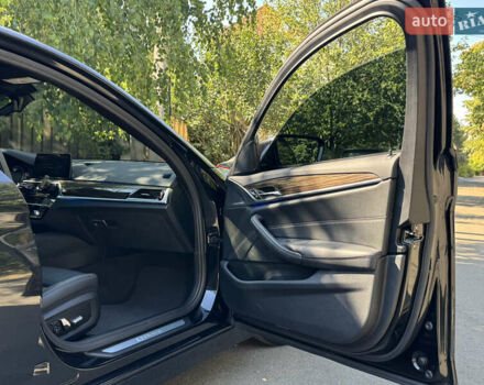 Черный БМВ 5 Серия, объемом двигателя 2 л и пробегом 56 тыс. км за 32900 $, фото 16 на Automoto.ua